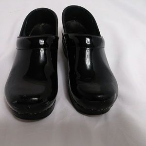 Dansko Sz 36, US 6Women's Professional Black clog